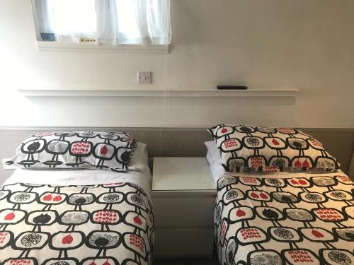 Waterside Bed and Breakfast - image 6