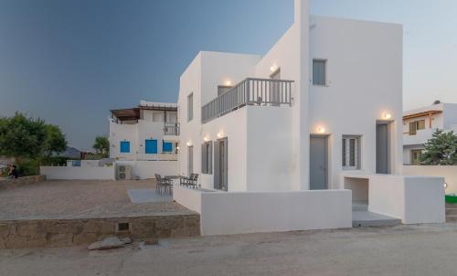 Milos Waves Luxury Apartments