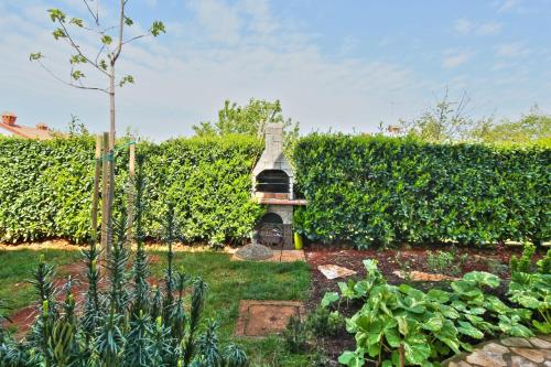  Apartments Zambratija in Zambratija