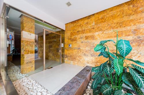 Apartment image 5