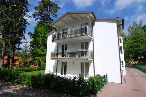 Entrance, Strandwohnungen Sellin - WG02 mit Terrasse in Ostseebad Sellin