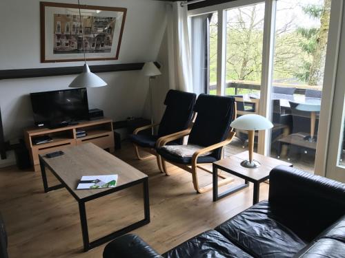 Cozy chalet and swimming pool in Durbuy