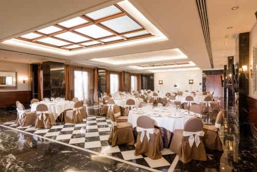 Hotel Barcelona Center - image 9