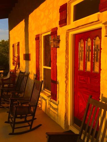 Glory Hills Ranch Bed & Breakfast