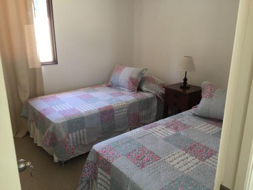 

Arriendo casa en Lago Rapel