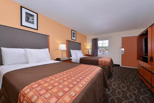 Media Inn & Suites in Media, USA