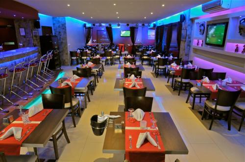 Restaurant, Hotel VDN by Good Rade in Liberte