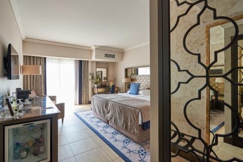 Dona Filipa Hotel - image 9