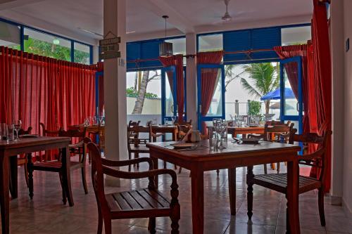 Restoranas, Edelweiss Resort in Mirisa