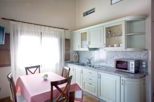 Køkken, Apartamentos Rurales Antojanes in Pola de Siero