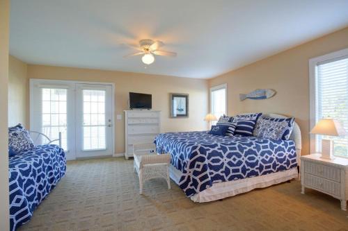 A Hotel Com Stone S Throw Holiday Home Holden Beach Usa