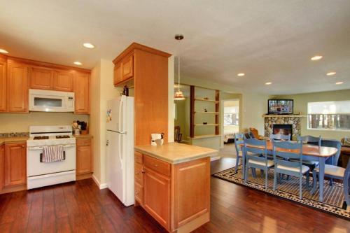 Ormsby House - image 2