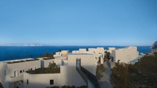 126380727 Milos Cove