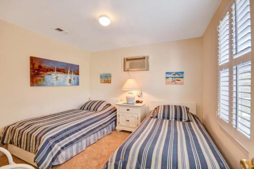 1382 South Fletcher - image 6