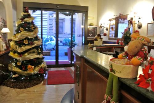 Hotel Assisi - image 12