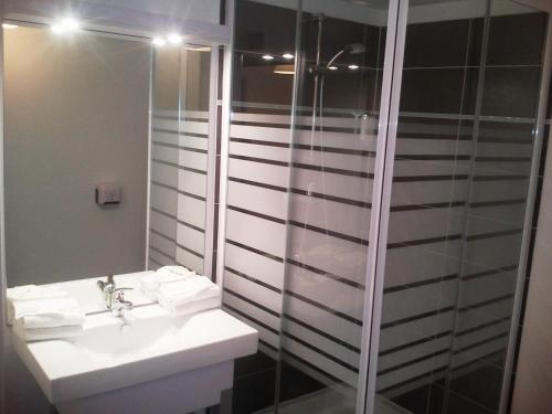 Bathroom, Vacanceole - Residence Cap Camargue in Le Grau-du-Roi