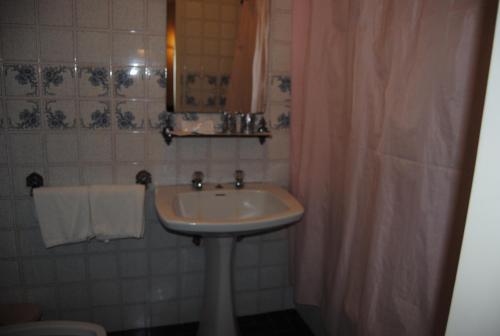 Deluxe Double Room image 1