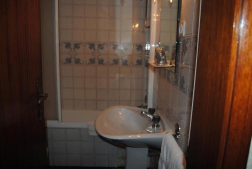 Hotel Peninsular- Porto – Porto, KY