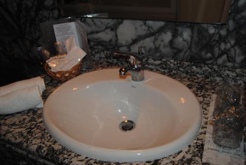 Hotel Peninsular- Porto – Porto, KY