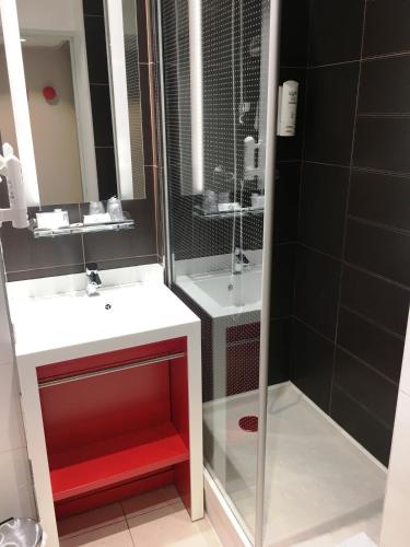 Best Western Paris Saint Quentin - image 14