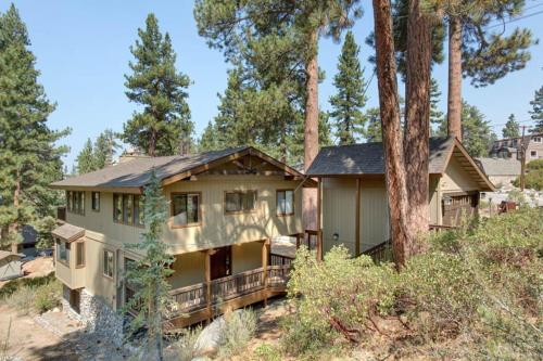 Pine Tree Chalet - main image
