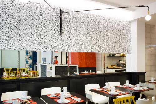 Hotel Haussmann Saint Augustin - image 13