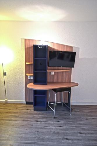 Art Hotel Paris Est - image 14