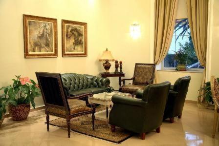 바/라운지, Nafsika Palace Delphi-Itea in 이타