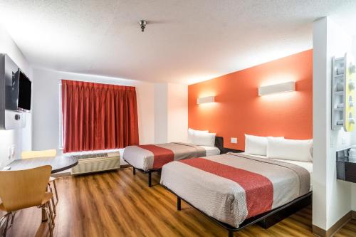 Motel 6-Harvey IL - image 5