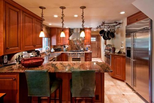 Weil Luxury Vacation Cabin - image 7