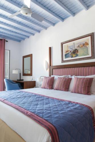 Poseidon Hotel Suites - main image