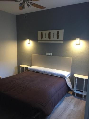 . Hostal Rosales