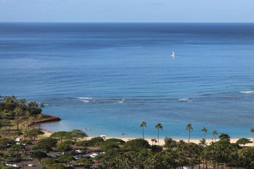 LSI Resorts at Ala Moana