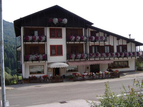 Residence Hotel Montechiara