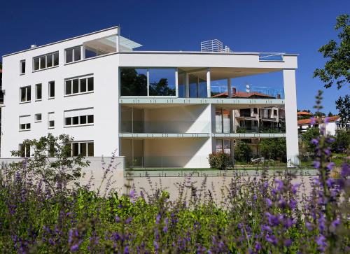 Modern apartment near the sea
