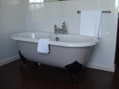 Fürdőszoba, Bannatyne Spa Hotel Hastings in Hastings