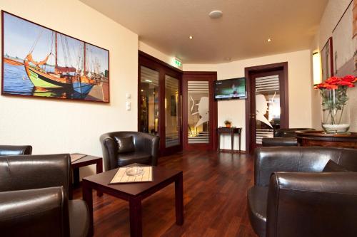 City Hotel Valois - image 4