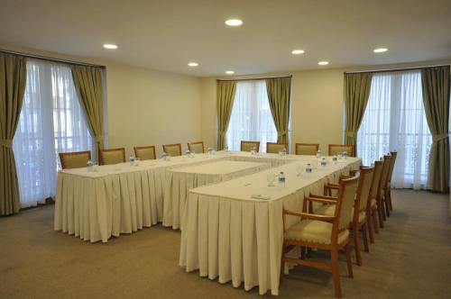 Double Comfort Hotel - main image