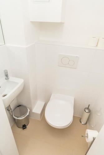 Belvedere Suite by welcome2vienna - image 13