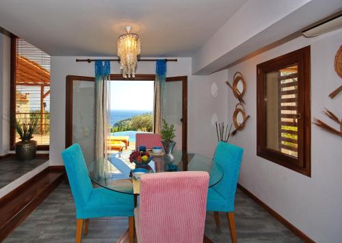 Iekārtas, Alonissos Poikilma Villas - luxury villas in Alonissos in nature with private pools in Alonisosa