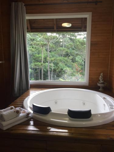 Superior Chalet image 8