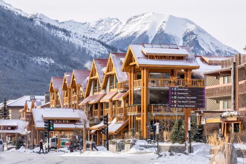 Moose Hotel and Suites - Banff