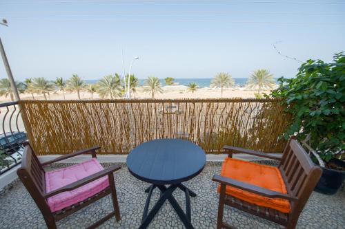 Double Room with Balcony and Sea View image 2