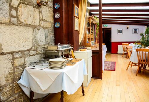 Restoran, Clarke Cottage Guest House in Dunfermline