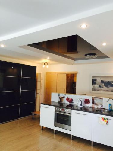 Apartment on Chataeva