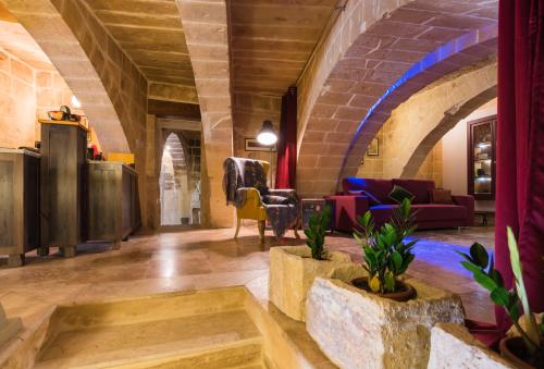 

1 Bedroom Heritage Apartment