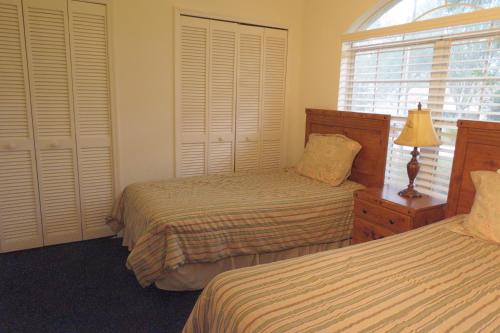 Hwy 27 Area 3 bedroom - main image
