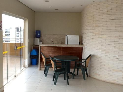 Apto c/ ar Split - Centro local imbativel - com NF