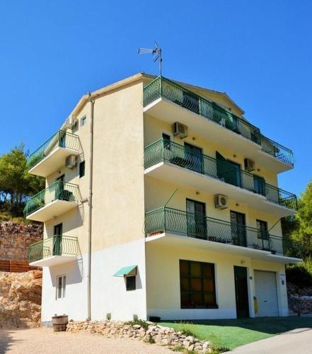  Apartment Drvenik Donja vala 12297c in Drvenik