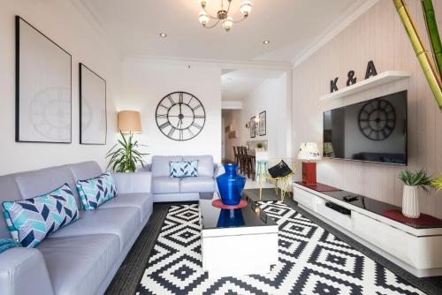 

The Clock House Bondi Beach
